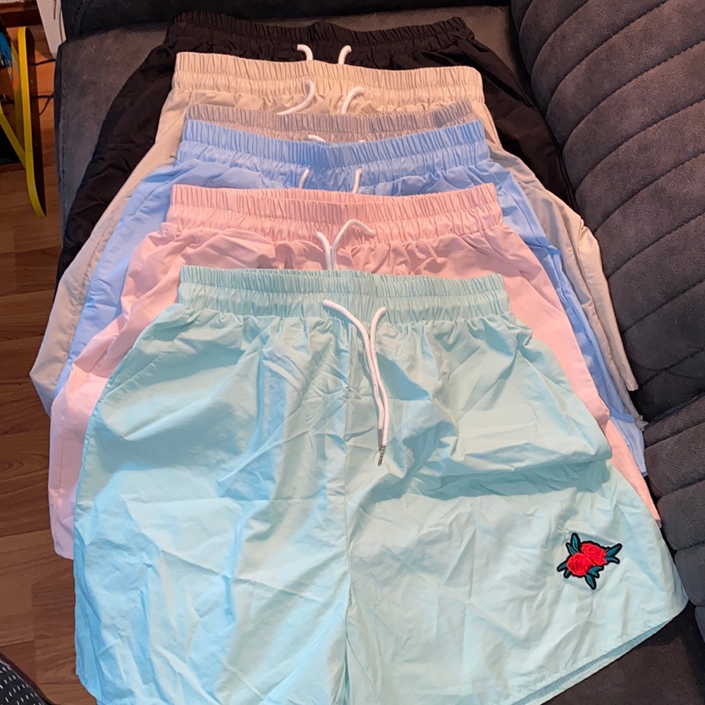 Romwe 6 pairs of mens 100% polyester shorts.  Medium.  EUC